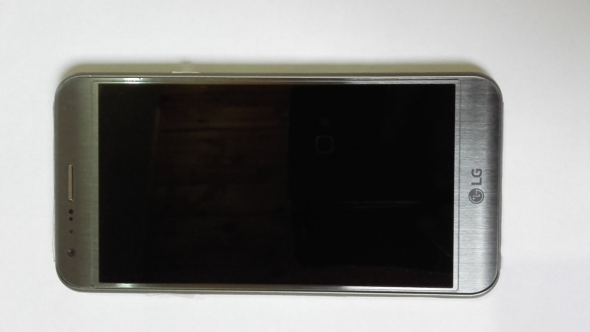 LG X cam и LG X screen: два новых смартфона среднего класса для MWC 2016