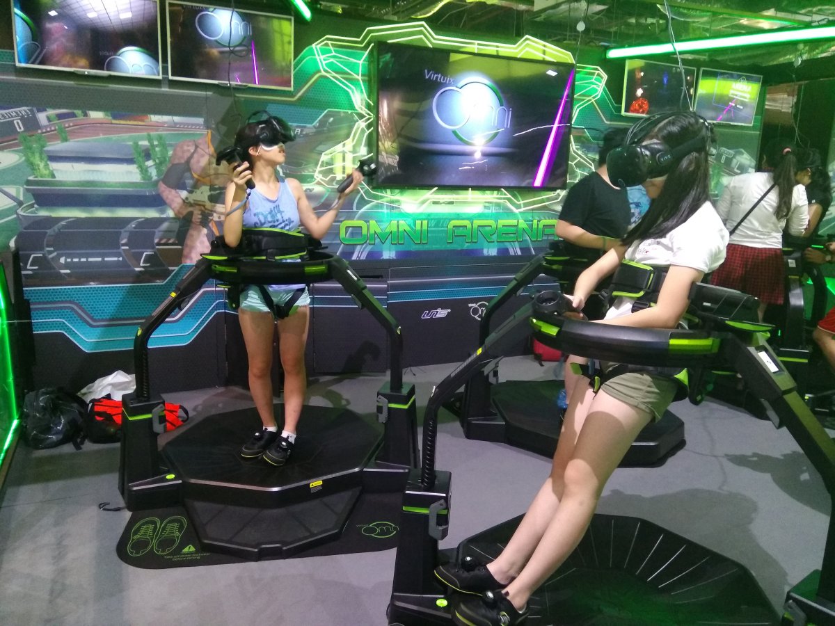 Xiaomi Mi VR Play официально выпущена гарнитура виртуальной реальности
