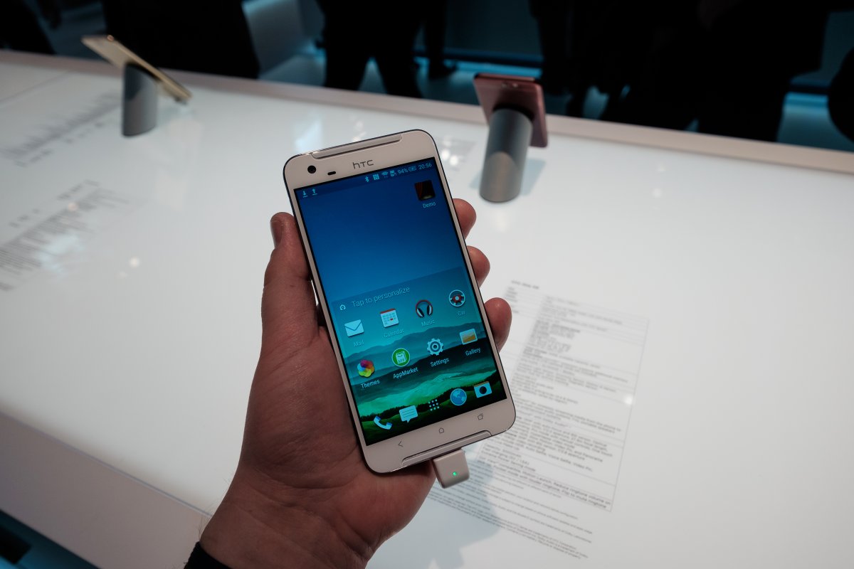Обзор HTC One X9: небольшой перезапуск HTC One A9