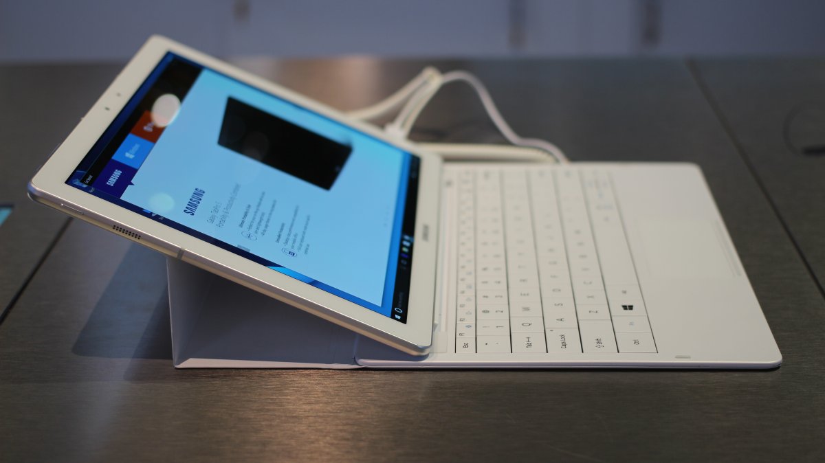 Обзор Samsung Galaxy S TabPro: 12-дюймовый 2-в-1 планшет на Windows 10