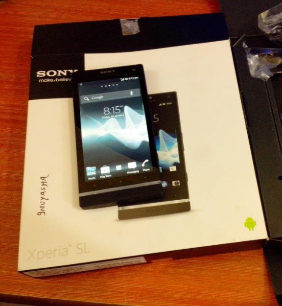 Sony Xperia F: гибкий 5G-смартфон от японского производителя