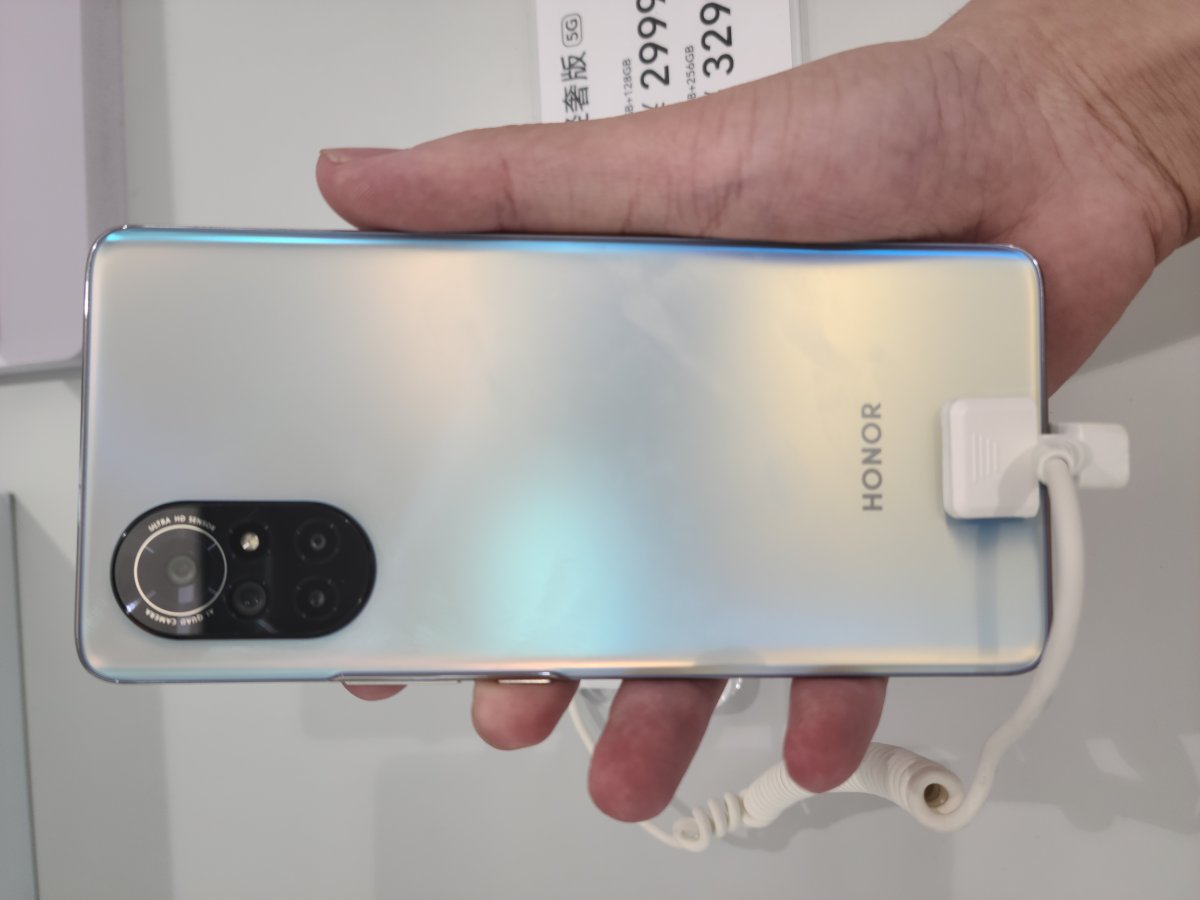 Смартфон Huawei Honor 7C: обзор 8-ядерного гаджета с NFC